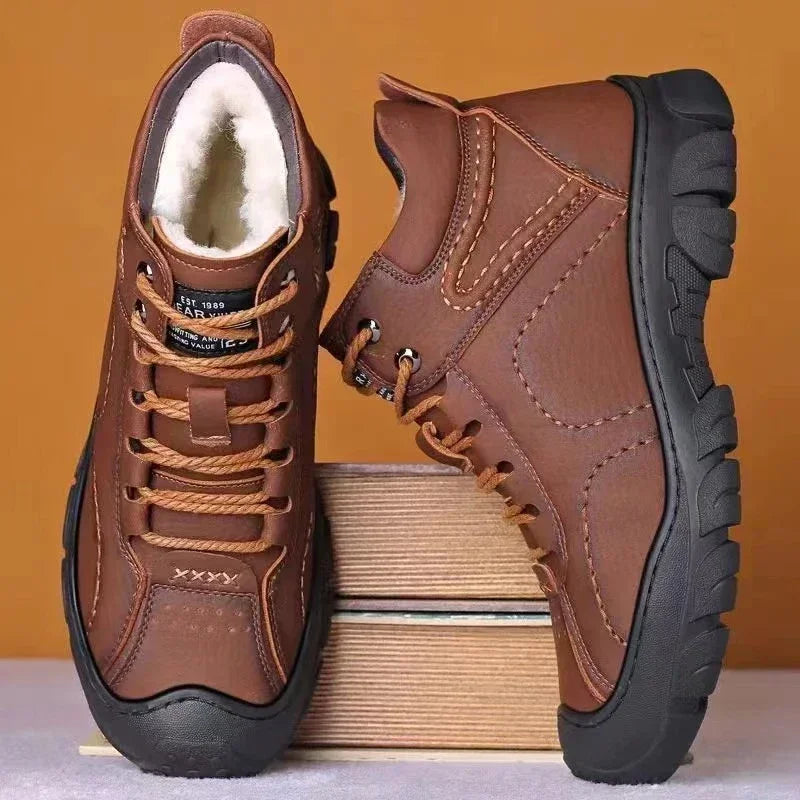 Bota Masculina Impermeável Antiderrapante com Cadarço - (Promoção de Inverno 2025)