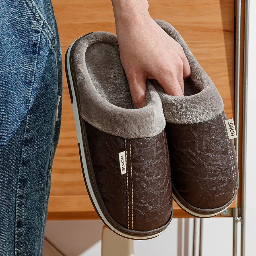 Pantufa de Couro com Forro em Algodão