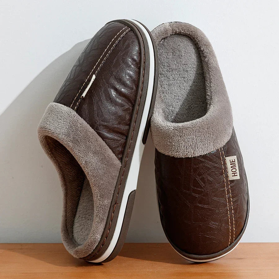 Pantufa de Couro com Forro em Algodão