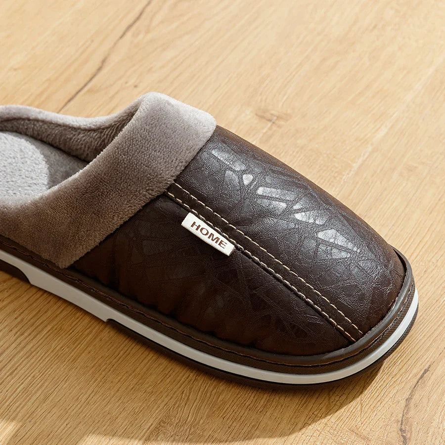 Pantufa de Couro com Forro em Algodão