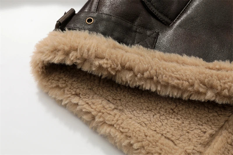 Jaqueta Feminina Curta com Forro Quente Design Dupla Face – (Promoção de Inverno 2025)