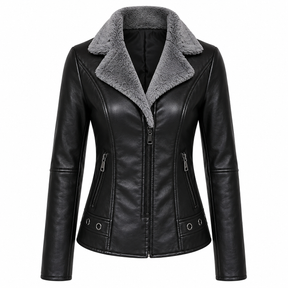 Jaqueta Feminina em Faux Leather com Detalhes em Pelúcia