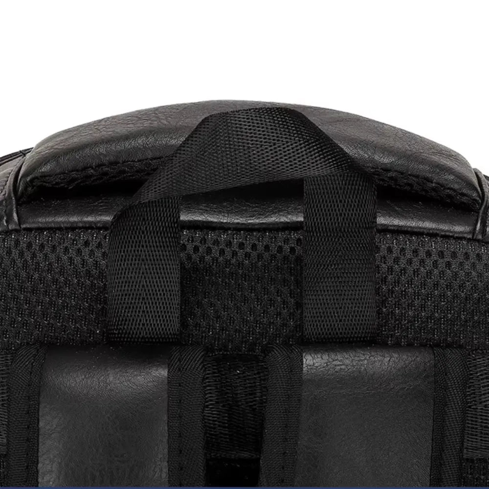 Mochila Executiva de Couro com USB | Business